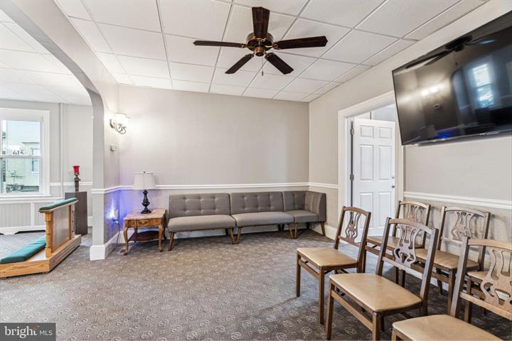 More Photos Of 625 Byberry Rd, Philadelphia Funeral Home For Sale