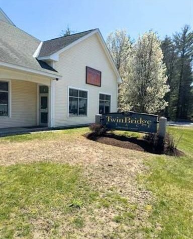 More Photos Of 501 Daniel Webster Hwy, Merrimack Unknown For Lease