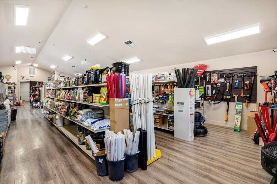 More Photos Of 29435 CA-49 Hwy, North San Juan Freestanding For Sale