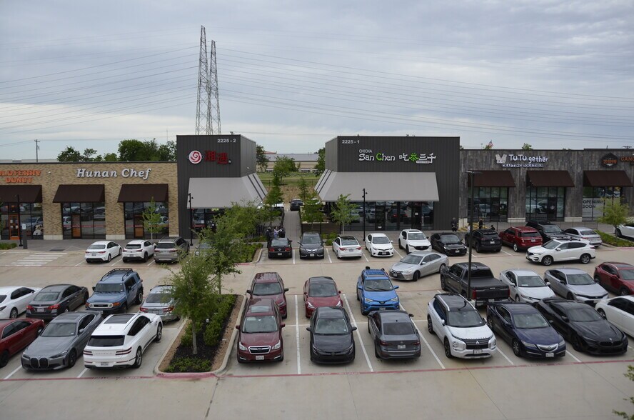 More Photos Of NWC Old Denton Rd & E Jackson Rd, Carrollton Unknown For Lease