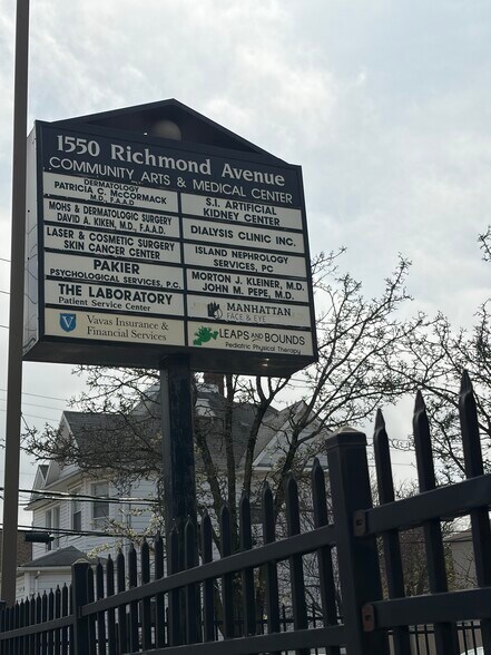 More Photos Of 1550 Richmond Ave, Staten Island Medical For Lease