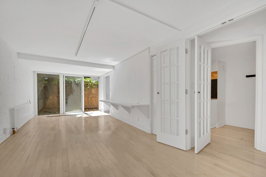 More Photos Of 120 E 65th St, New York Apartments For Lease