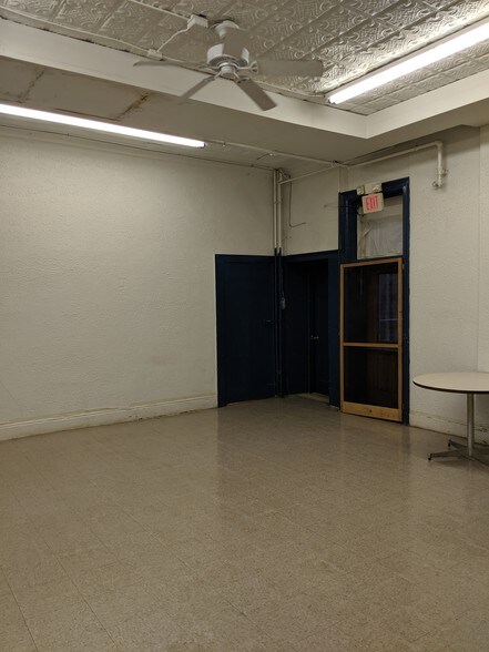 More Photos Of 192 9th St, Troy Schools For Sale