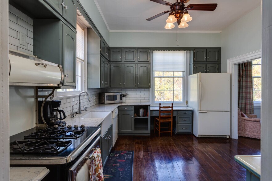 More Photos Of 4301 Longdale Furnace Rd, Clifton Forge Lodge Meeting Hall For Sale