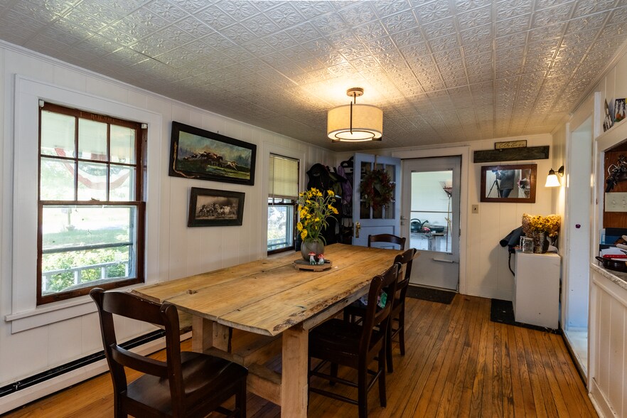 More Photos Of 4 Whitman Rd, Stephentown Sports And Entertainment For Sale