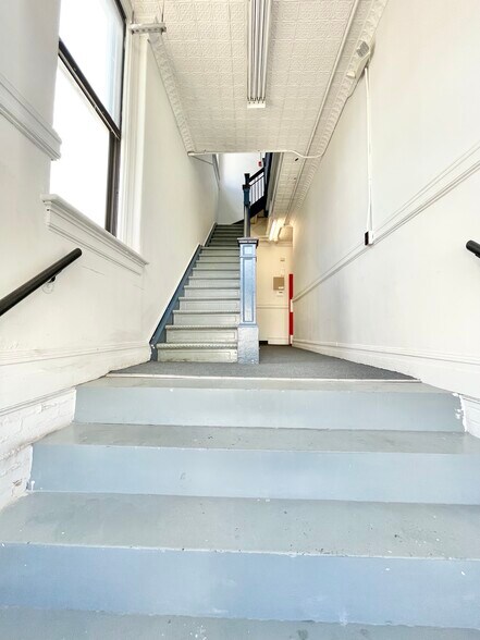 More Photos Of 214-228 Msgr Kemezis Pl, Elizabeth Schools For Lease