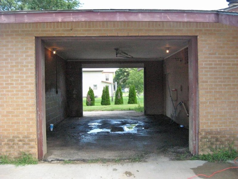 More Photos Of 302 E Third St, Lowry City Freestanding For Sale