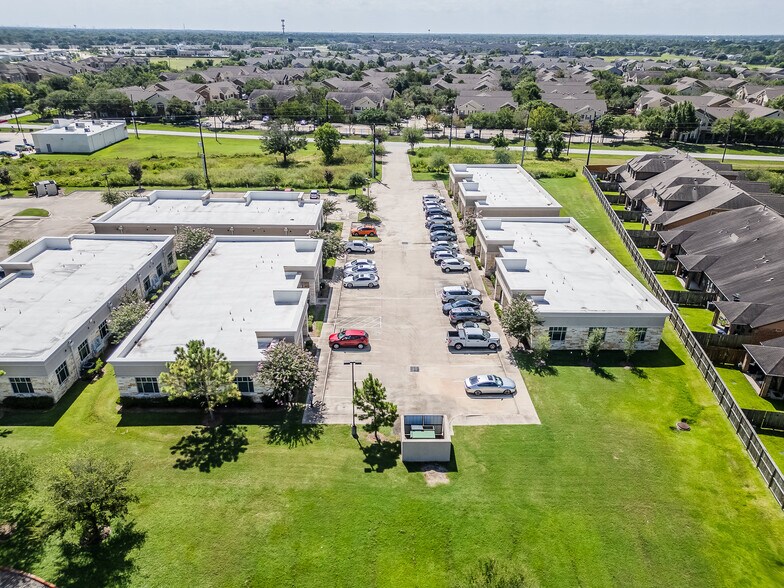 More Photos Of 1526 Katy Gap Rd, Katy Office For Sale