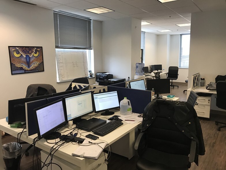 More Photos Of 4600 East West Hwy, Bethesda Medical For Lease