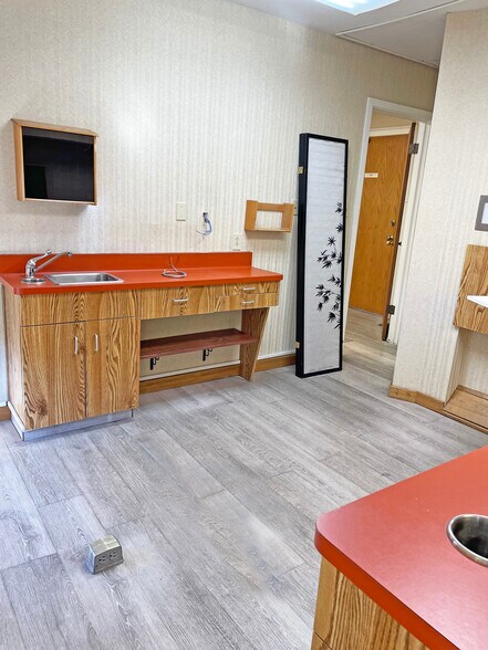 More Photos Of 2914 Domingo Ave, Berkeley Medical For Lease