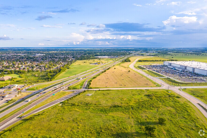 More Photos Of I-44 & SW 89th St, Oklahoma City Land For Lease