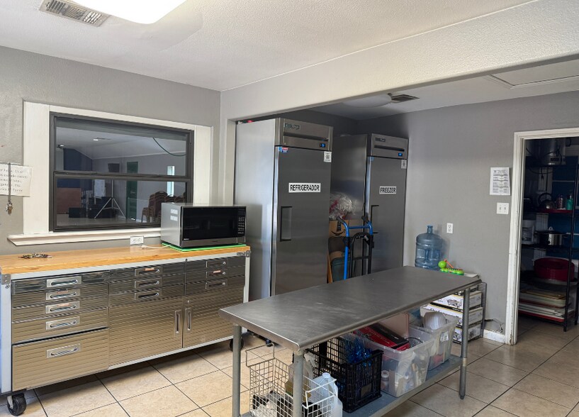 More Photos Of 8600 Guadalupe st, Austin Religious Facility For Sale