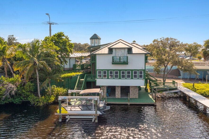 More Photos Of 973 N Harbor City Blvd, Melbourne Specialty For Sale