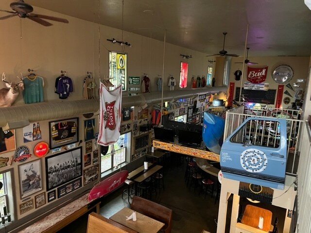 More Photos Of 303 Reid St, De Pere Restaurant For Sale