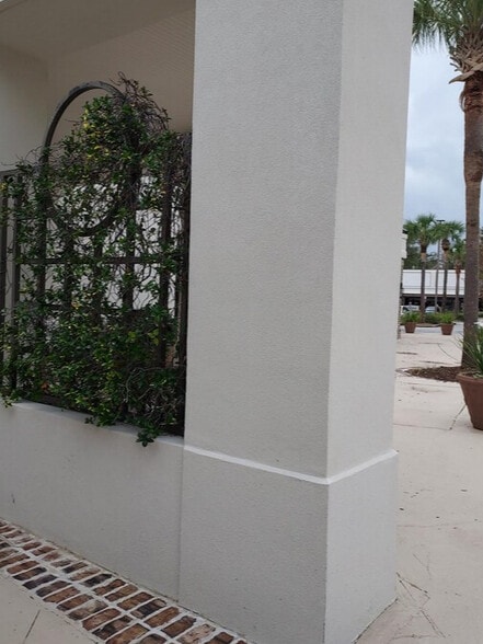 More Photos Of 976 Houston Northcutt Blvd, Mount Pleasant Unknown For Lease