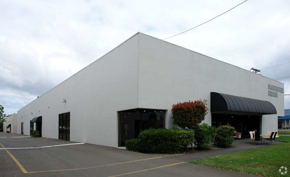 More Photos Of 3480 Industrial Dr, Santa Rosa Unknown For Lease