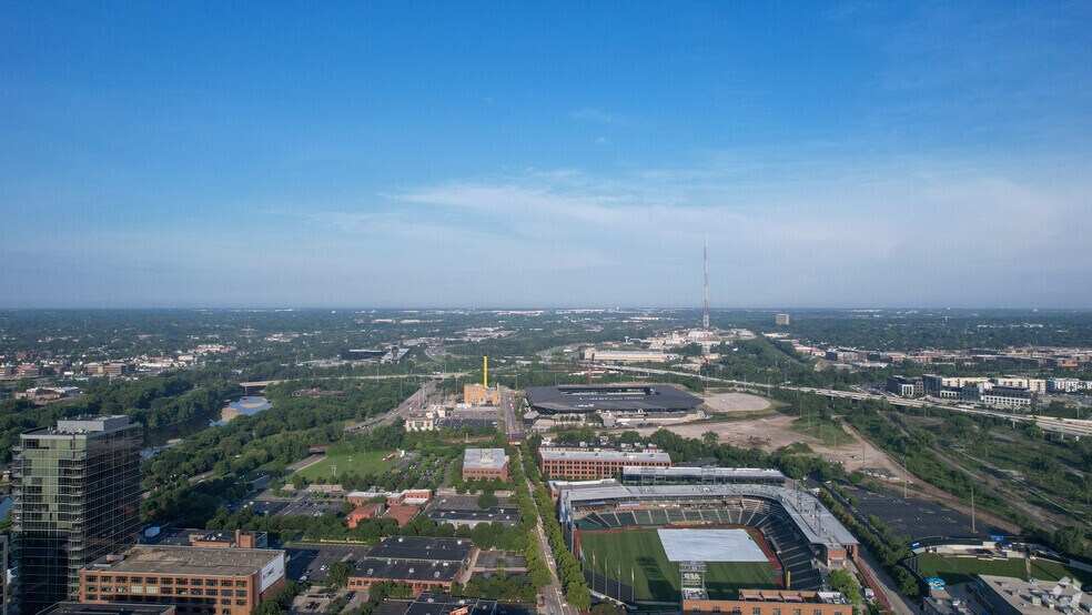 More Photos Of 325 John H McConnell Blvd, Columbus Office For Lease