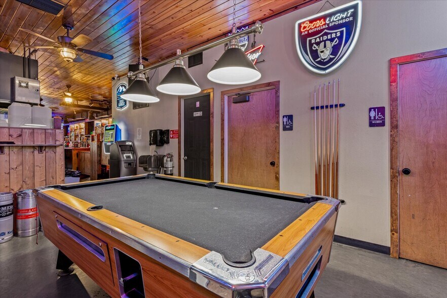 More Photos Of 315 5th St, Marysville Loft Creative Space For Sale