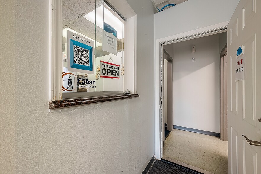 More Photos Of 208-214 E X St, Deer Park Medical For Lease