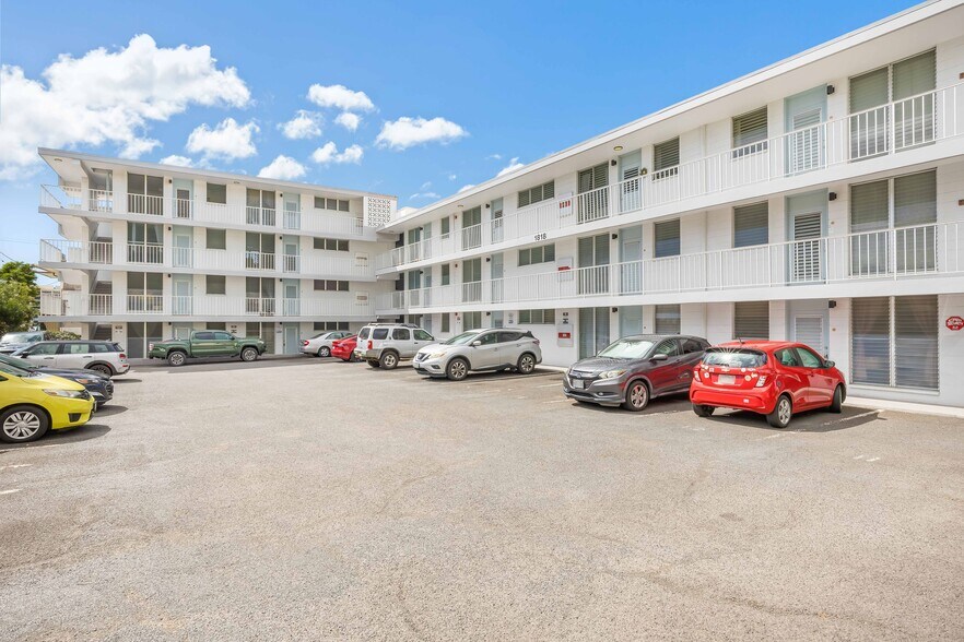Primary Photo Of 1818 Anapuni St, Honolulu Apartments For Sale