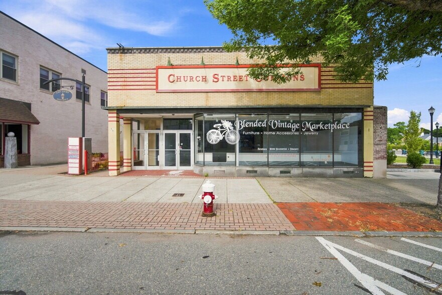 Primary Photo Of 48 Elm St, Westfield Storefront For Sale