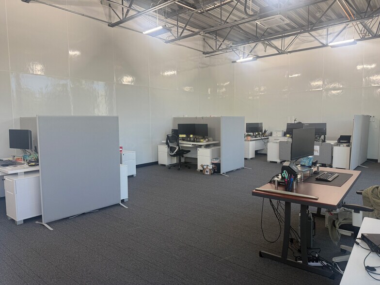 More Photos Of 2208 W 700 S, Springville Light Manufacturing For Sale