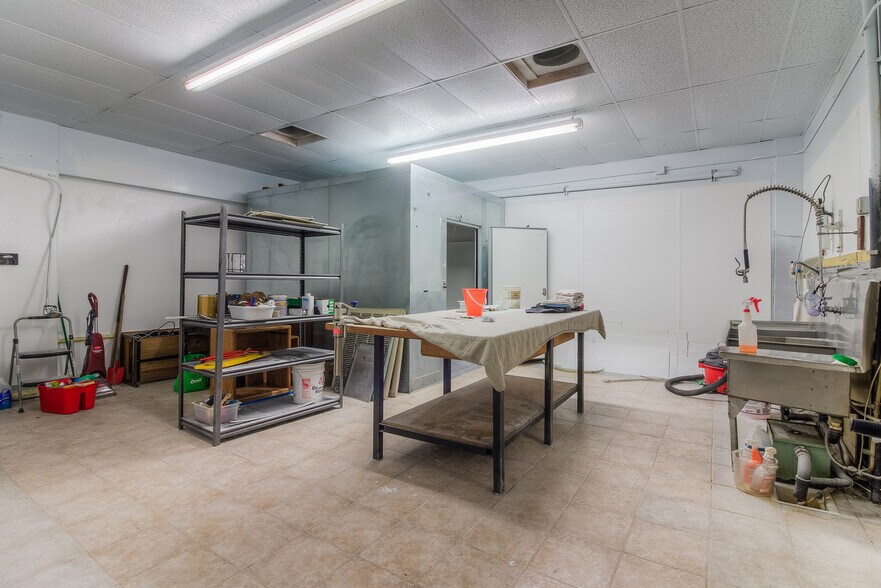 More Photos Of 5 N Front St, Yakima Restaurant For Lease