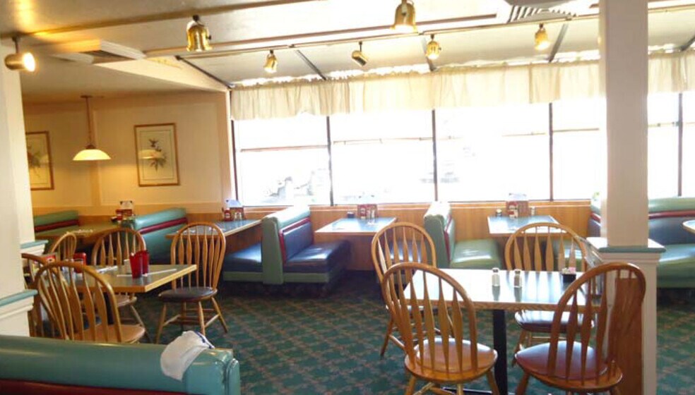 More Photos Of 475 W Main St, Vernal Restaurant For Sale