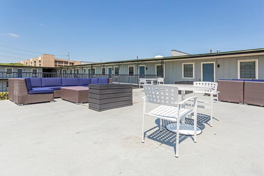 More Photos Of 417 E State St, Baton Rouge Apartments For Sale