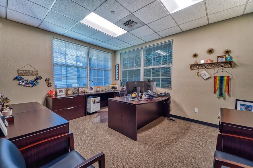 More Photos Of 471 Century Park Dr, Yuba City Office For Sale