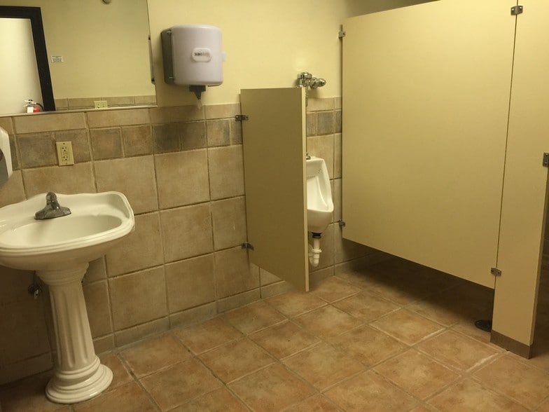 More Photos Of 392-394 Meeting St, Charleston Office For Sale