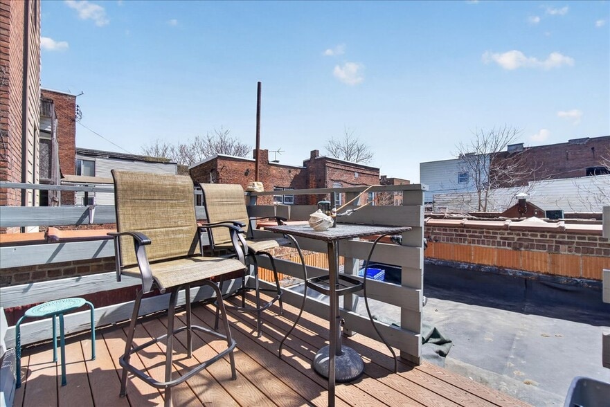 More Photos Of 30 White St, Cohoes Office For Sale