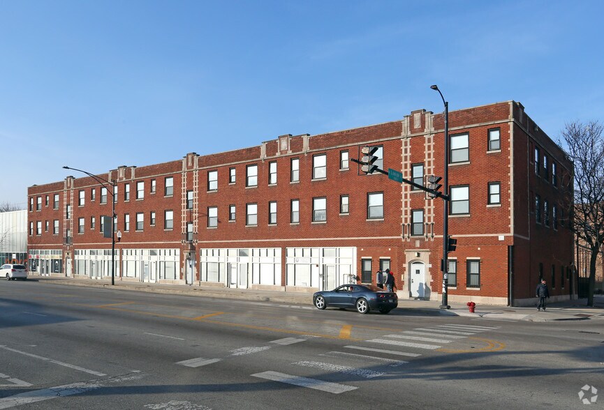 More Photos Of 5000-5014 W Madison St, Chicago Apartments For Lease