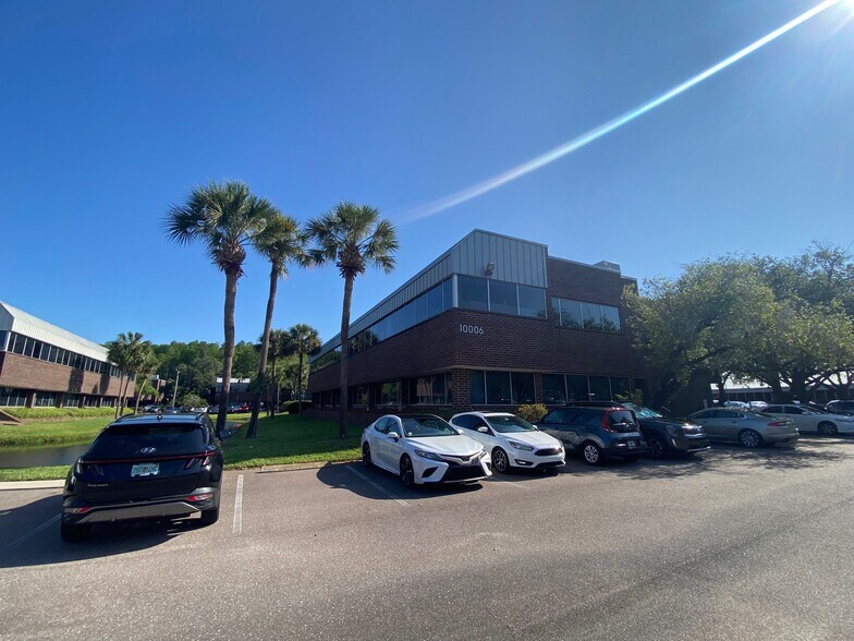 More Photos Of 10006 N Dale Mabry Hwy, Tampa Office For Lease
