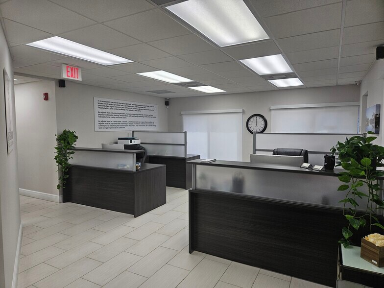 More Photos Of 300 NW 70th Ave, Plantation Medical For Sale