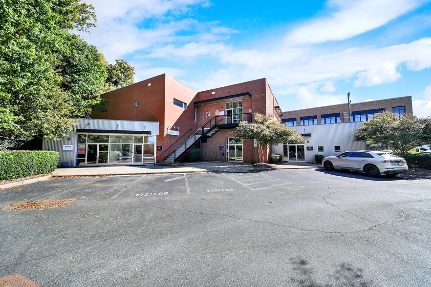 More Photos Of 2010 S Tryon St, Charlotte Loft Creative Space For Sale