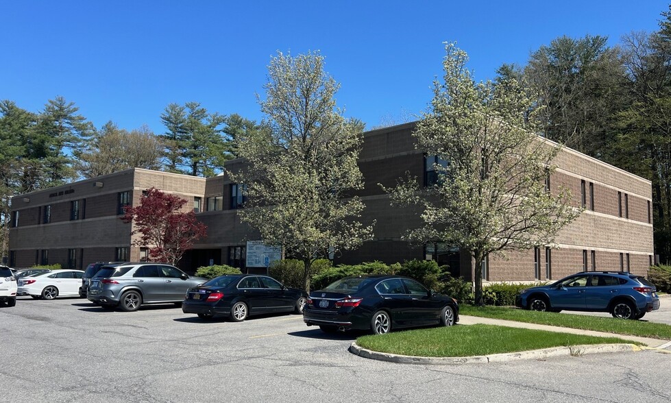 Primary Photo Of 700 Mcclellan St, Schenectady Medical For Lease