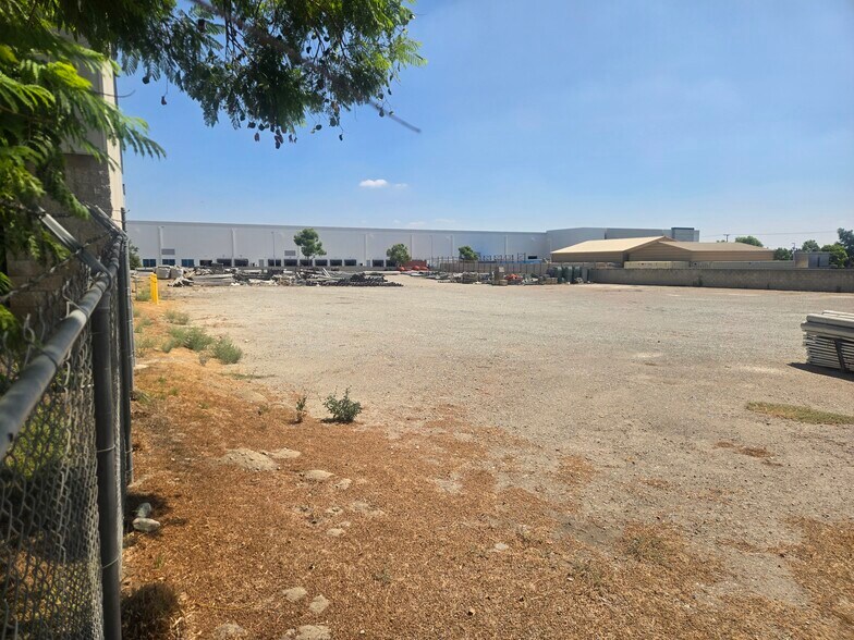 More Photos Of 10409 Alder Ave, Bloomington Warehouse For Sale