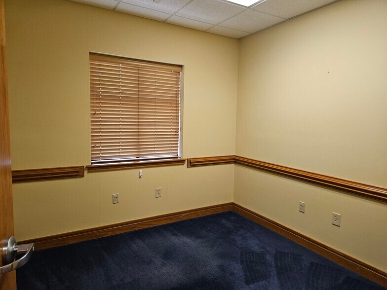 More Photos Of 2459 Emerald Pl, Greenville Medical For Sale