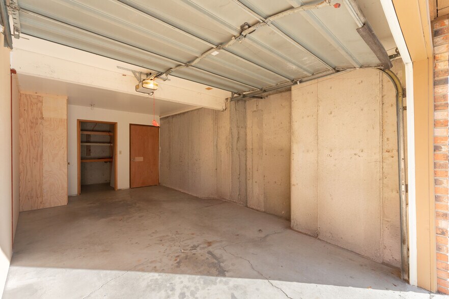 More Photos Of 1303 E 30th Ave, Spokane Apartments For Sale