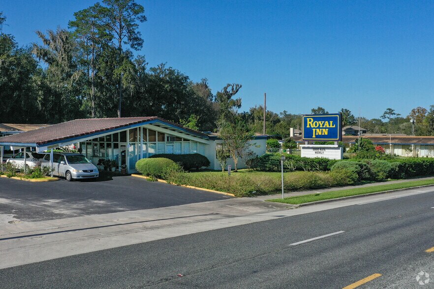 More Photos Of 2900 S Pine Ave, Ocala Hotel For Sale