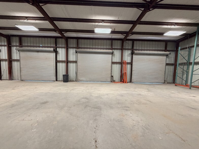 More Photos Of 1308 N Nelson St, Fort Stockton Showroom For Sale