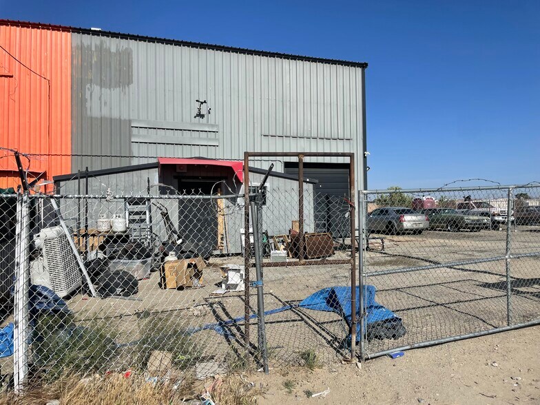 More Photos Of 45424 N Sierra Hwy, Lancaster Manufacturing For Sale