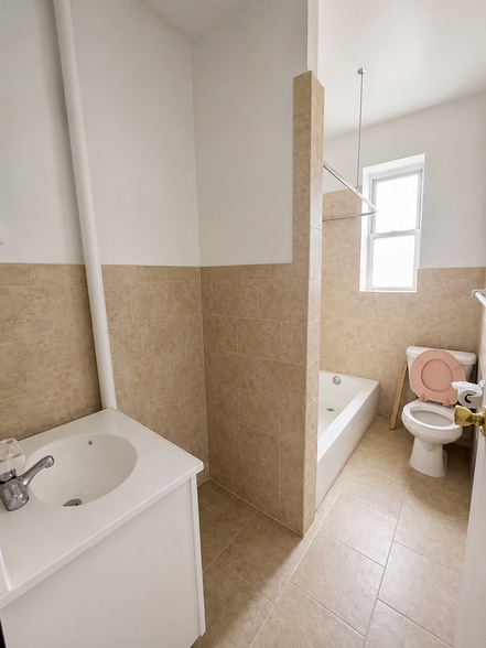 More Photos Of 276 Kings Hwy, Brooklyn Multifamily For Sale