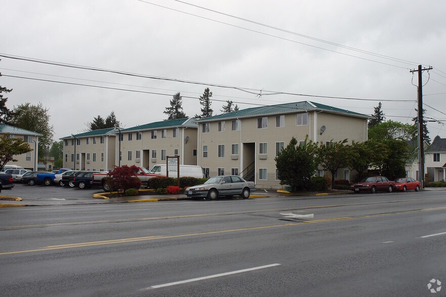 Primary Photo Of 1901-1943 SE 122nd Ave, Portland Apartments For Sale