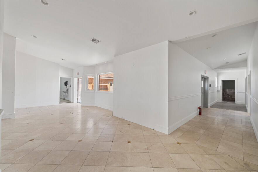 More Photos Of 721 Buol Rd, Pahrump General Retail For Sale