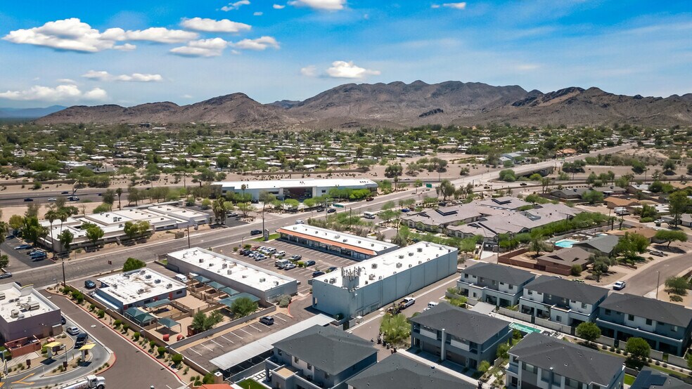More Photos Of 10210 N 32nd St, Phoenix Unknown For Lease