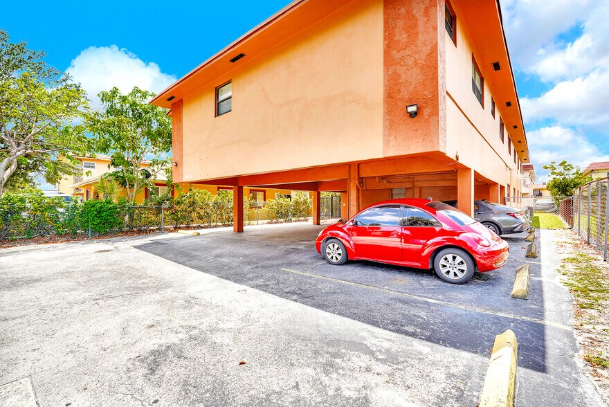 More Photos Of 16178 NE 19th Pl, Miami Apartments For Sale