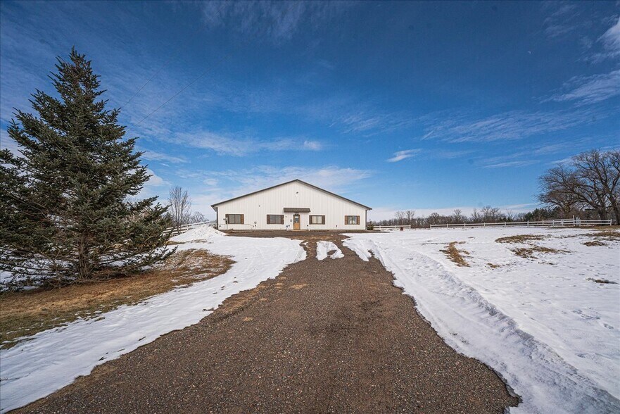 More Photos Of 12446 190th St, Milaca Lodge Meeting Hall For Sale