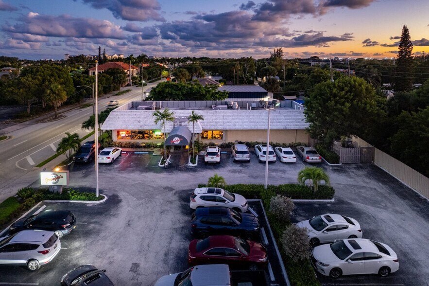 More Photos Of 802 SE 5th Ave, Delray Beach Restaurant For Sale